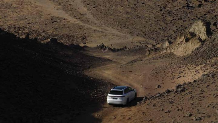 AITO 问界新 M7 画面 9